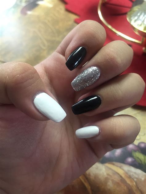 nail designs black white and silver